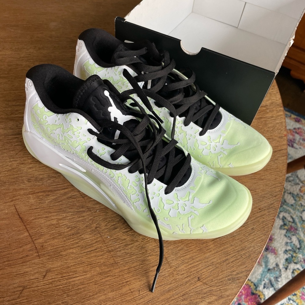 Jordon Zion 3 Men’s size 11
